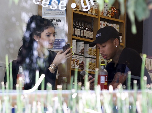 Tyga Cheating On Kylie Jenner Reportedly: Rapper Hooking Up With Transgender Model Mia Isabella – There Are Texts To Prove It?