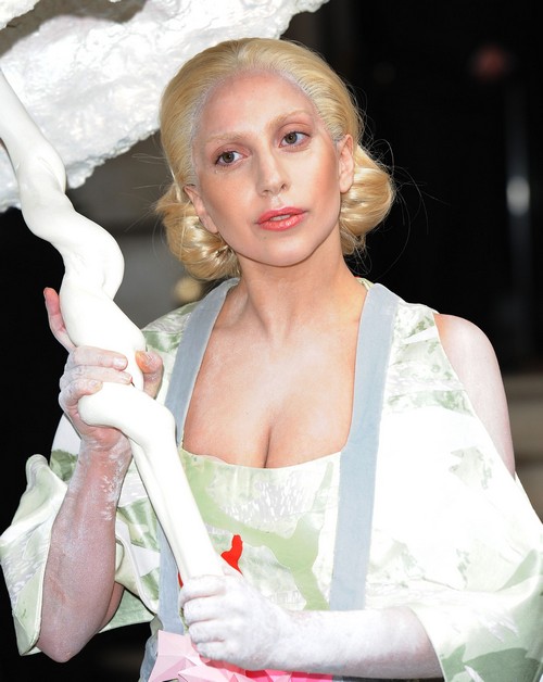 Lady Gaga and Taylor Kinney Engaged after Pregnancy Scare – Report