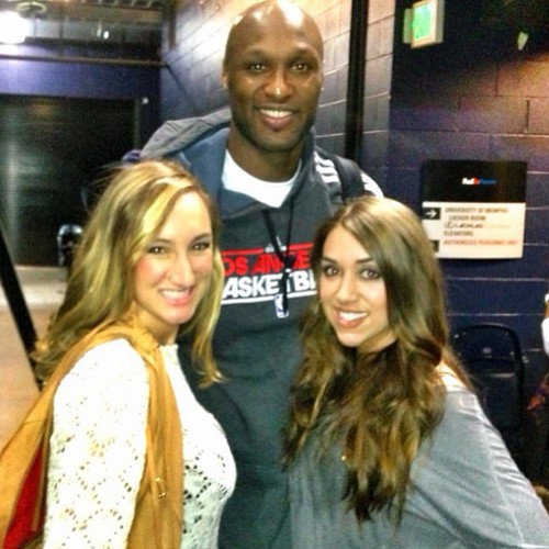 Khloe Kardashian’s Estranged Husband Lamar Odom Turns Down $1 Million to Return to KUWTK – Says Kardashians Ruined His Life!