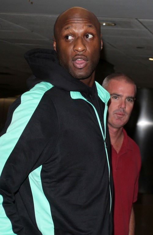Lamar Odom Secretly Gay, Keeps It On The DL – Hiding Truth From Khloe Kardashian All This Time – Report