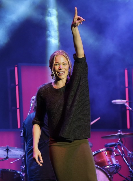 LeAnn Rimes Pregnant News: Celebrating Eddie Cibrian Entrapment With New Baby