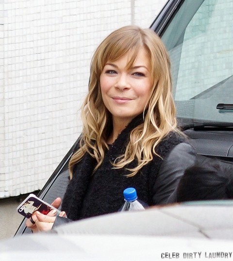LeAnn Rimes Nip Slip Wardrobe Malfunction INTENTIONAL At NOH8 Campaign (Photo)