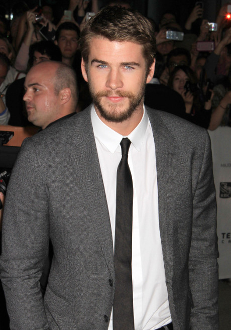 Liam Hemsworth Cheats on Miley Cyrus at Toronto International Film Festival — Lip Locked with Mysterious Brunette!