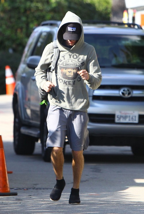 Lily Collins Nursing Zac Efron After Broken Jaw – Keeping Zac Clean and Sober?