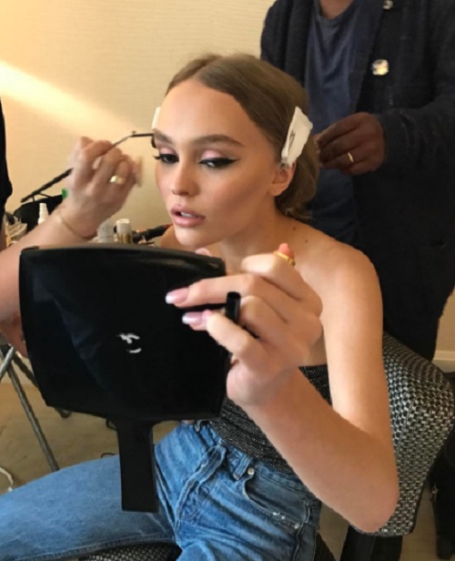 Lily-Rose Depp Slammed For Trashy Picture Posing With A Cigarette