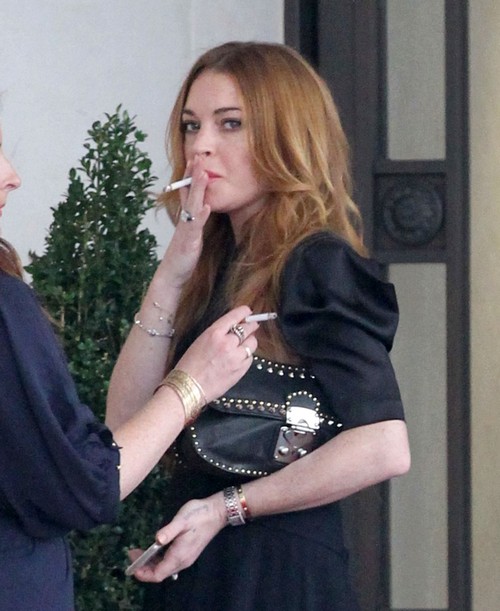 Prince Harry, Lindsay Lohan Dating Rumors: Hilarious Delusional Cracken Pursuing The Prince in London?