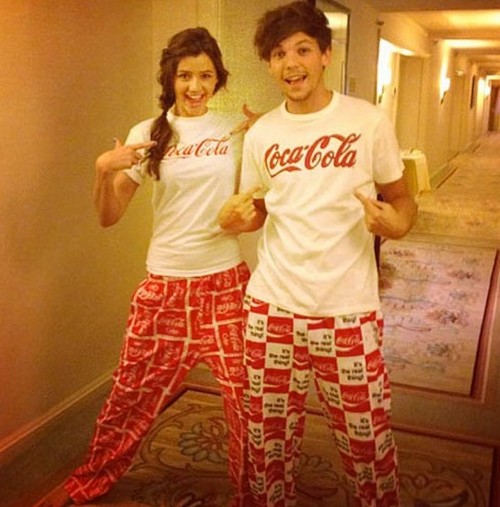 Louis Tomlinson Proposes To Girlfriend Eleanor Calder: Louis Engaged Makes Fans Suicidal!