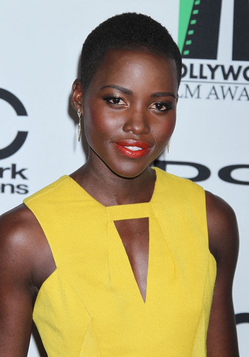 Julia Roberts Jealous Of Lupita Nyong’o’s Frontrunner Oscar Status for “Twelve Years a Slave”
