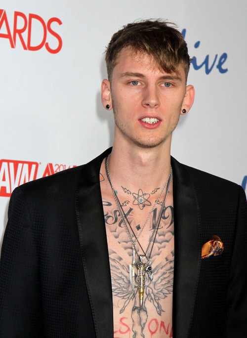 Amber Rose Moves On From Wiz Khalifa with Machine Gun Kelly: Talks About Dating New Young Rapper