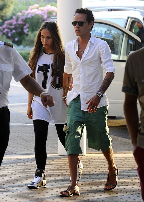 Marc Anthony Breaks Up With 22-Year-Old Girlfriend, Chloe Green: Couple Split After Year Of Dating