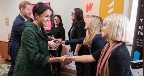 Meghan Markle Urged To Drop Her Hollywood A-List Lifestyle