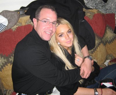 Michael and Lindsay Lohan Enjoy Week of Family Therapy – Dina to Join Soon?