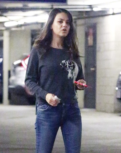 Mila Kunis Married Ashton Kutcher: Wears Wedding Ring, Marriage Exposed on James Corden’s ‘The Late Late Show’