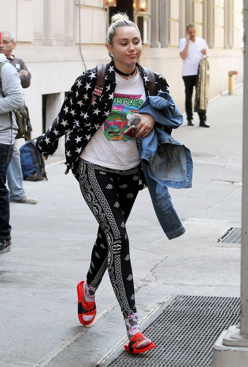 Miley Cyrus Baby On The Way – Pregnant By Liam Hemsworth?