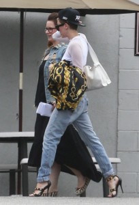 Miley Cyrus Accuses Dad, Billy Ray Cyrus, Of Cheating On Mom? 0625