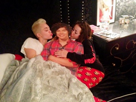 See Miley Cyrus And Harry Styles In Bed Together (Photos)