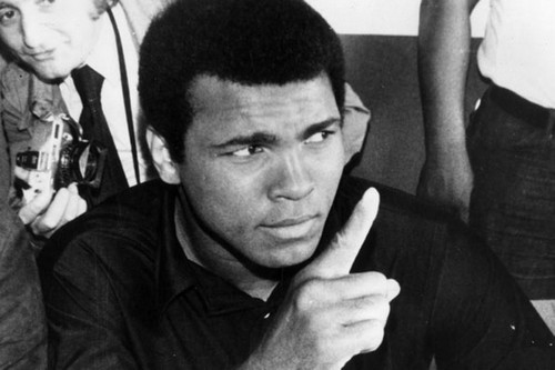 Muhammad Ali Hospitalized with Pneumonia