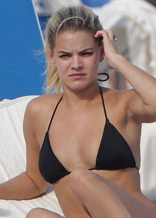 Nikki Ferrell Responds To Haters After Juan Pablo Insults Her On The Bachelor Finale