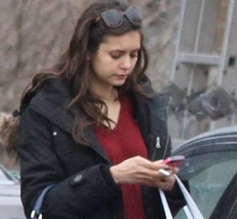 Nina Dobrev, Ian Somerhalder Dating Update: The Vampire Diaries Suffering From Relationship Tension – Trying to Be Friends?