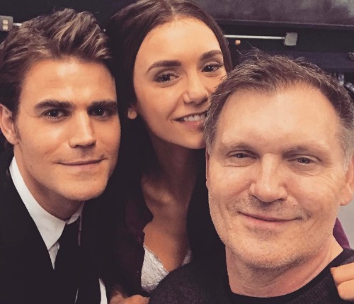 Nina Dobrev Feuding With Ian Somerhalder On ‘The Vampire Diaries’ Set?