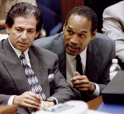 Robert Kardashian Hid Evidence in OJ Simpson Murder Trial – Claims Ron Goldman’s Family
