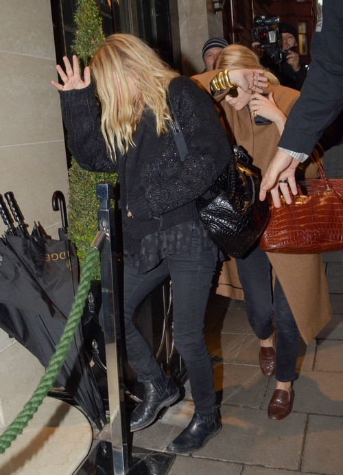 Mary-Kate and Ashley Olsen Quit Acting Forever