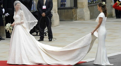 Pippa Middleton News Update – Pippa’s Royal Wedding Dress Still A Hot Issue