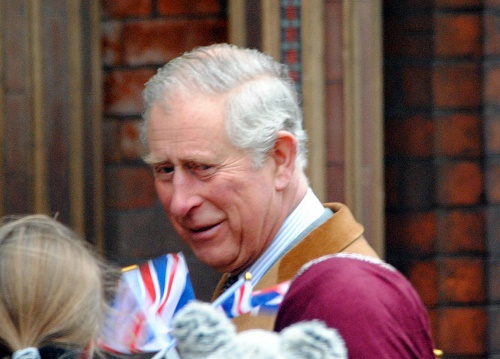 Queen Elizabeth Concerned With Prince Charles’ Neurotic Germaphobic Behavior