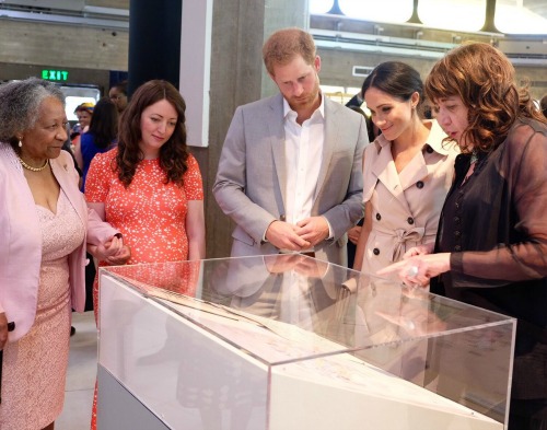 Meghan Markle Horrified: Thomas Markle Ignites New War of Words With Queen Elizabeth And Royal Family