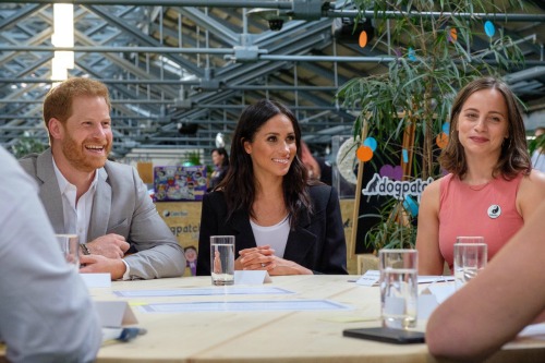 Thomas Markle Sr Accuses Daughter Meghan Markle Of Faking It