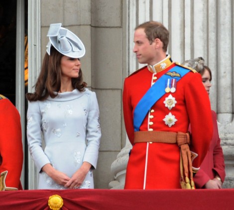 Prince William Refuses To Leave Armed Forces For Kate Middleton Or Baby!