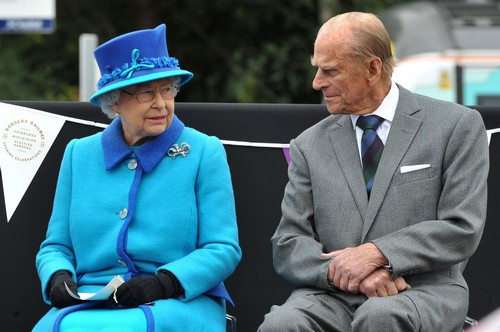 Queen Elizabeth Devastated: Prince Philip’s Secret Cheating Affairs Exposed – Divorce Ends 68 Year Royal Marriage?