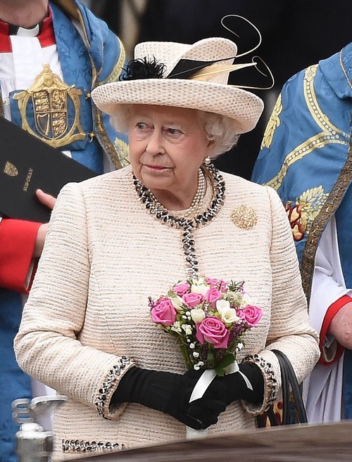 Queen Elizabeth Insists Kate Middleton Return to Work Six Weeks After Giving Birth to Attend Birthday Parade?
