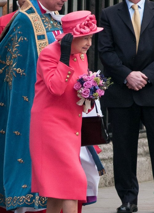 Queen Elizabeth Sets June 2015 Coronation Date for Kate Middleton and Prince William to Replace Camilla Parker-Bowles and Prince Charles as Next Queen and King