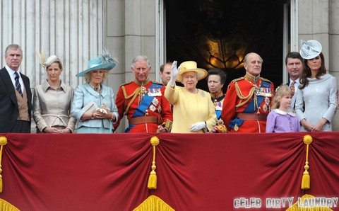 Queen Elizabeth Battles Aristocracy Over Kate Middleton Family Titles – “Keep The Commoners Out”
