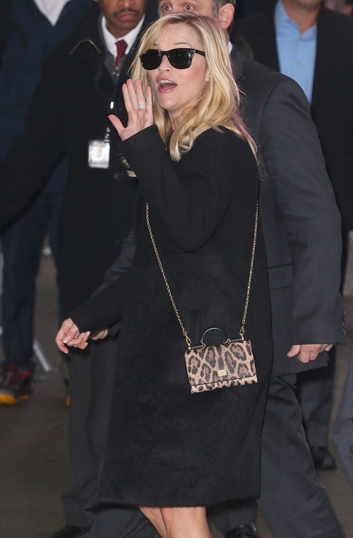 Reese Witherspoon Drunk During Daytime Charity Event – This Star On Her Way To Rehab?