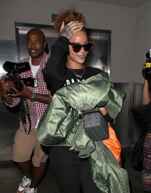 Rihanna’s Taylor Swift ‘Role Model’ Comment Sparks More Bad Blood: Takes Katy Perry’s Side in Feud