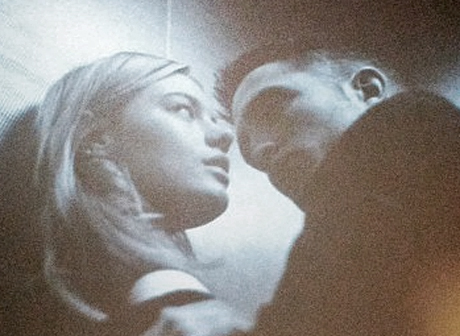 Robert Pattinson’s Dior French Kiss With Camille Rowe – Ooh la la! (Photo)
