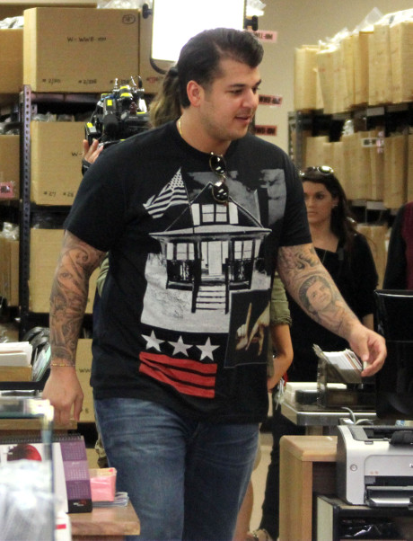 Rob Kardashian Moves To Florida To Be Near Secret Love Child