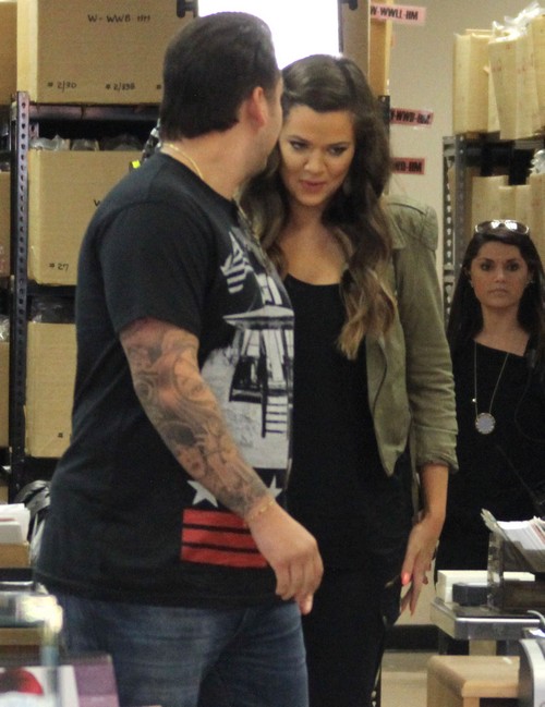 Kris Jenner Orders Rob Kardashian To Lose 70 Pounds Before Kim and Kanye West’s Wedding