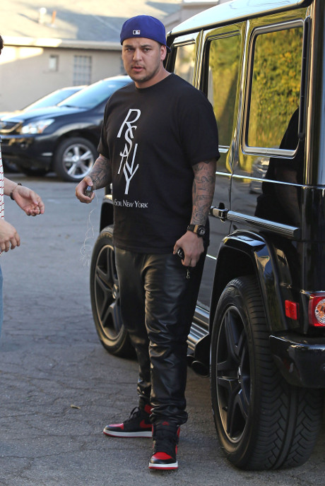 Rob Kardashian Despises Mother Kris Jenner, Blames Her For Not Cherishing Him More!