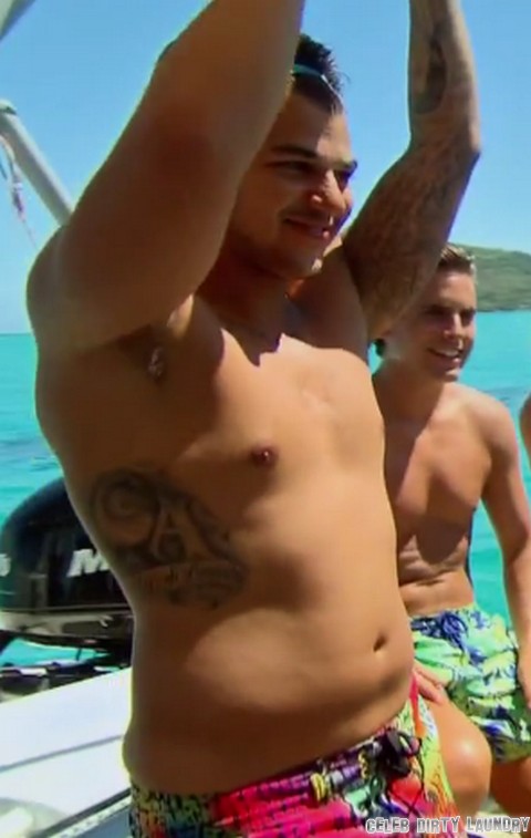 Kris Jenner Made Rob Kardashian Gain Weight and Get Fat To Land Weight-Loss Deal (Photos)