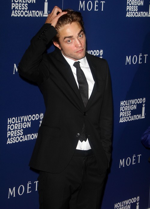Kristen Stewart and Robert Pattinson Dating: Twilight Stars In Love – Nicholas Hoult, Jennifer Lawrence Don’t Matter!
