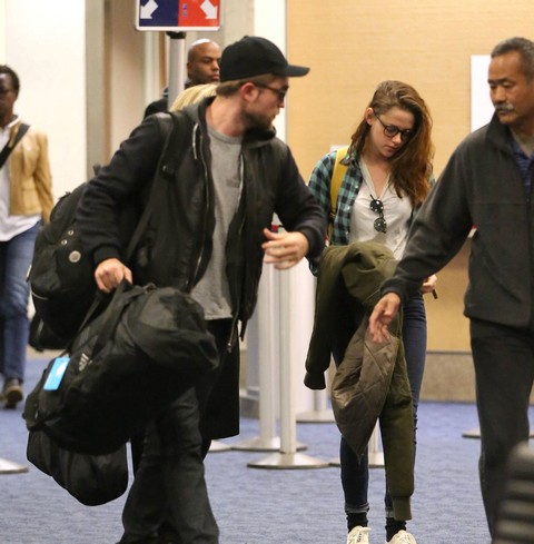 Robert Pattinson Breaking Up With FKA Twigs To Date Kristen Stewart Again, Thanks To Jennifer Lawrence?