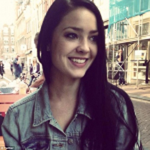 Mel Gibson’s 24 Year Old Girlfriend Rosalind Ross Pregnant With Actor’s Ninth Baby: Will They Break Up Before Birth?