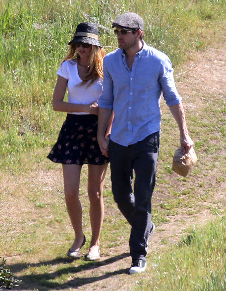 Did Ryan Reynolds Go Berserk After Wife Blake Lively Felt Up Her Ex-Boyfriend Penn Badgely?