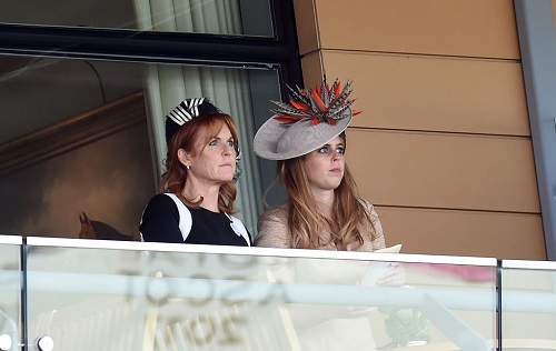 Sarah Ferguson Embarrasses Princess Beatrice in Front of Queen Elizabeth
