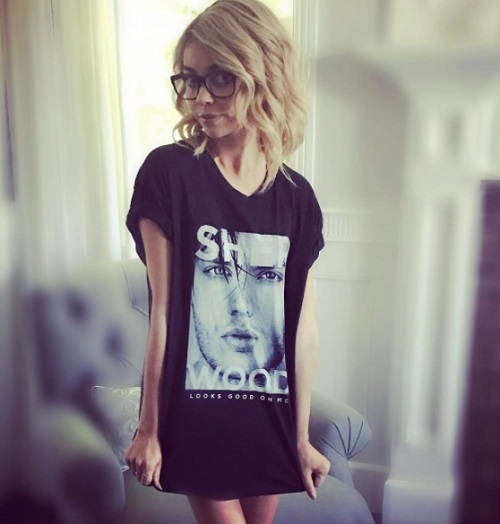 Sarah Hyland Assures Fans She’s Not Anorexic, Addresses Weight Loss