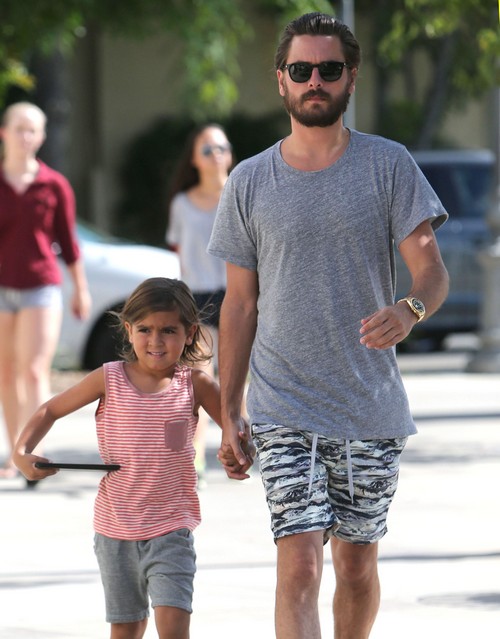 Scott Disick Joining DWTS Cast: Kourtney Kardashian’s Ex Headed for Dancing With The Stars Season 21 Disaster?