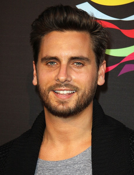 Kourtney Kardashian And Scott Disick Fighting – Relationship Over Despite Kourtney’s Third Pregnancy?